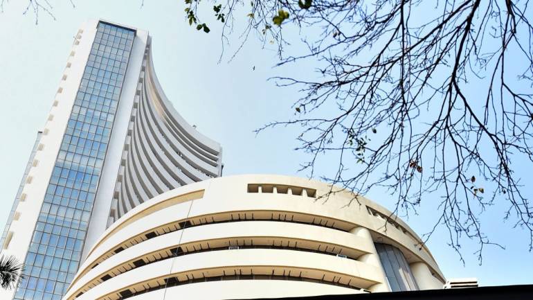 Closing Bell: Last hour selling erases all gains, Sensex, Nifty end flat; Yes Bank falls 3% – Moneycontrol.com