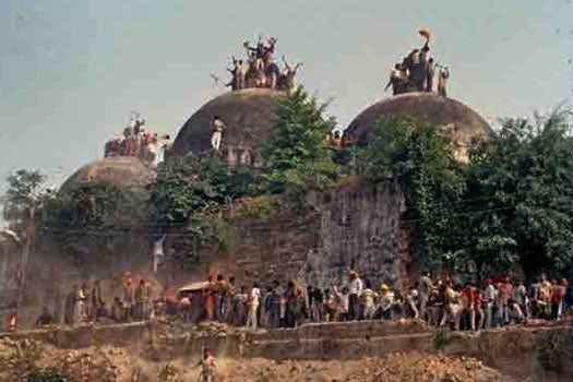 Ayodhya Dispute: How Zameer Uddin Shah Fell Into the Hindutva Trap – The Wire